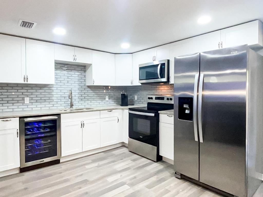 Sarasota Modern, Spacious, Comfy, Queen Beds, Backyard Rental エクステリア 写真