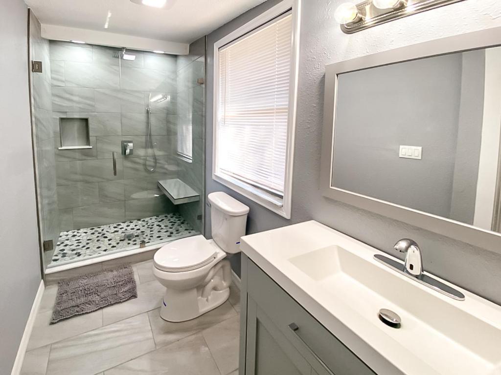 Sarasota Modern, Spacious, Comfy, Queen Beds, Backyard Rental エクステリア 写真