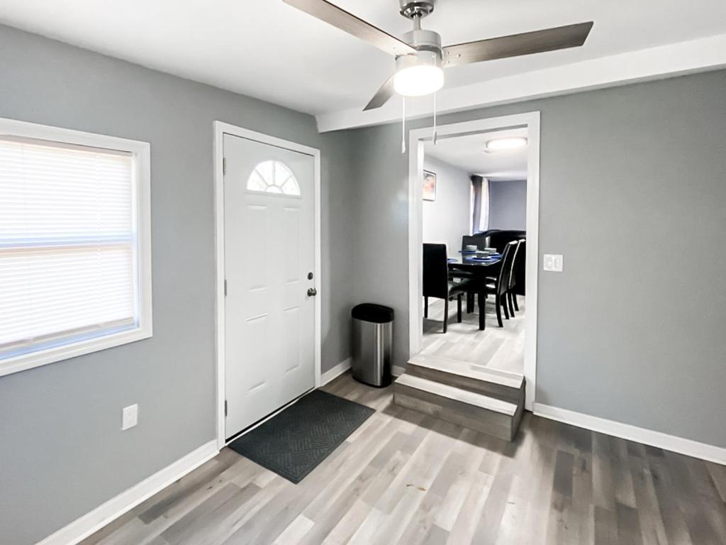 Sarasota Modern, Spacious, Comfy, Queen Beds, Backyard Rental エクステリア 写真