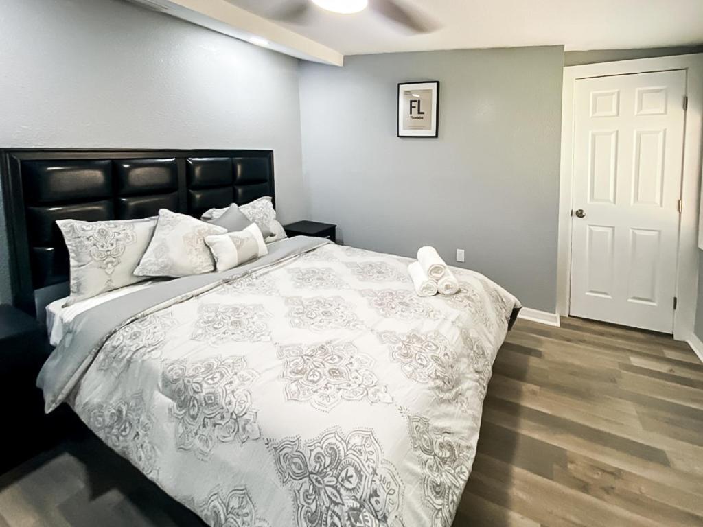 Sarasota Modern, Spacious, Comfy, Queen Beds, Backyard Rental エクステリア 写真