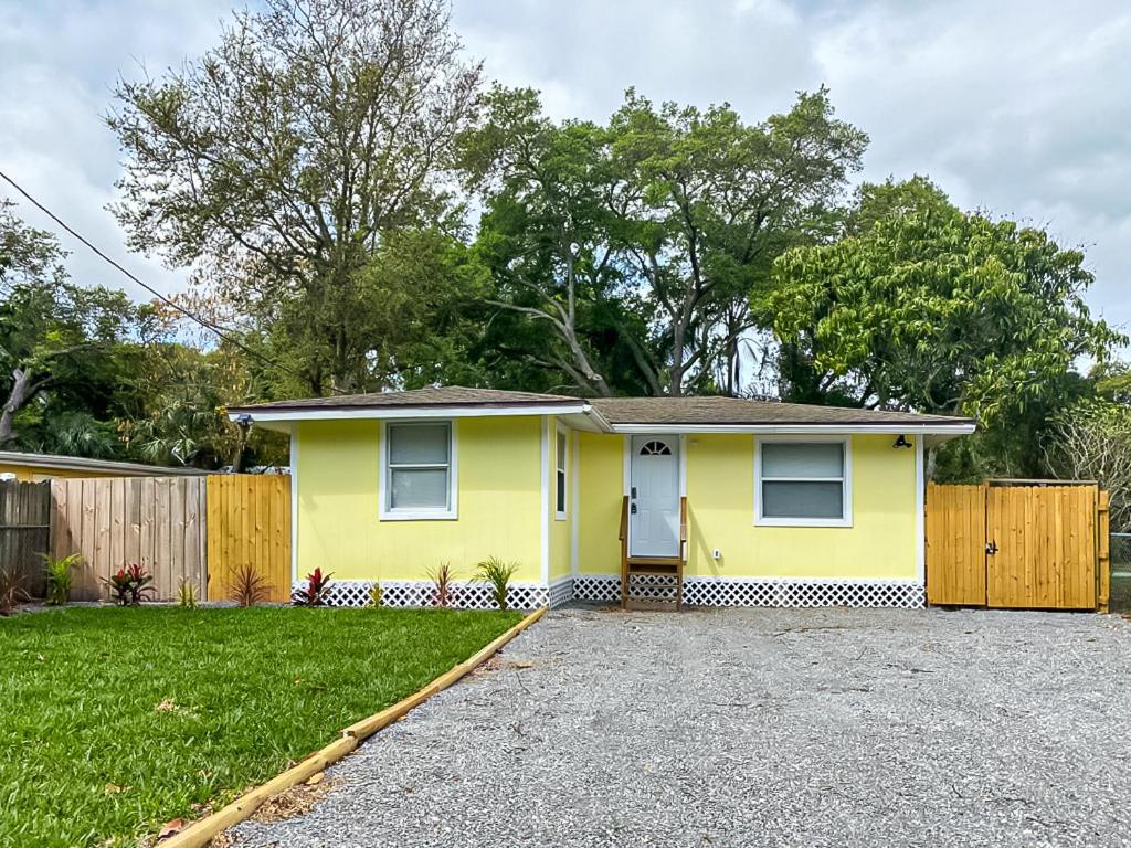 Sarasota Modern, Spacious, Comfy, Queen Beds, Backyard Rental エクステリア 写真